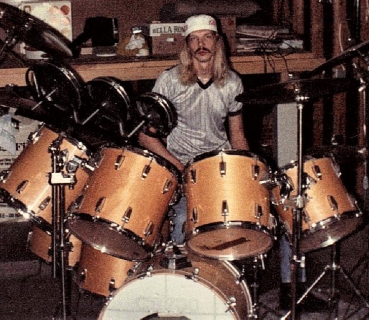 Oliver with drums